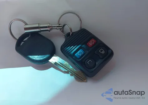 2004 Ford Expedition Nbx/Xlt z USA, uszkodzony, nr VIN 1FMFU16L54LA93460